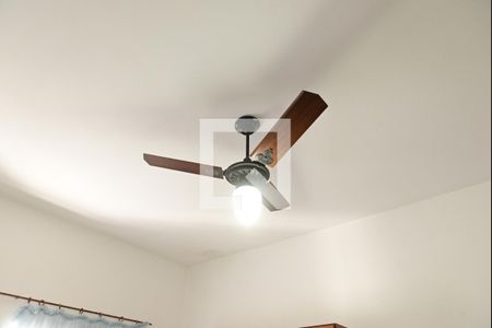 Casa de condomínio para alugar com 60m², 1 quarto e 2 vagasQuarto