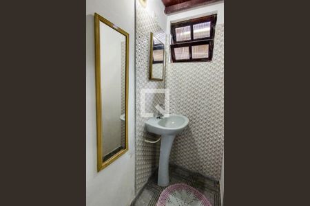 Casa de condomínio para alugar com 60m², 1 quarto e 2 vagasBanheiro