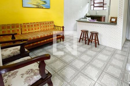 Sala de casa de condomínio para alugar com 1 quarto, 60m² em Maracanã, Praia Grande