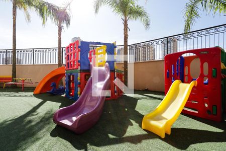 Apartamento à venda com 106m², 3 quartos e 2 vagasÁrea comum - Playground