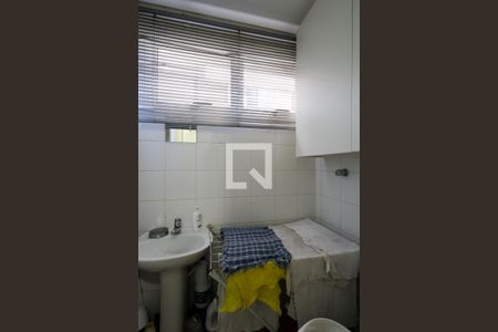 Apartamento à venda com 106m², 3 quartos e 2 vagasBanheiro de serviço