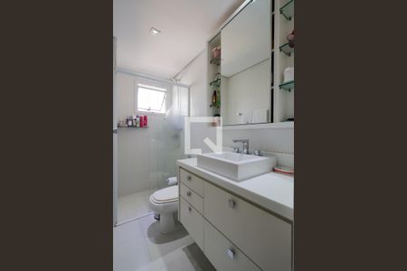 Apartamento à venda com 106m², 3 quartos e 2 vagasBanheiro da Suíte 2