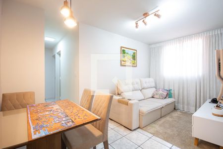 Sala de apartamento à venda com 2 quartos, 46m² em Conceição, Osasco
