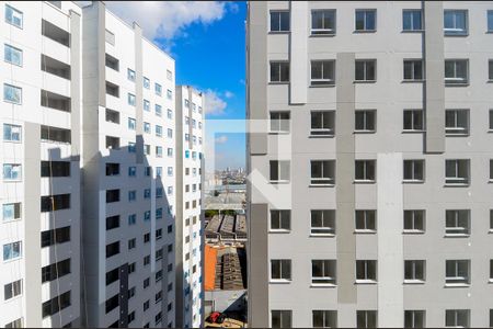 Vista do Quarto 1 de apartamento para alugar com 2 quartos, 37m² em Vila das Bandeiras, Guarulhos