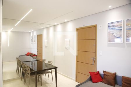 Sala de apartamento para alugar com 1 quarto, 42m² em Maracanã, Praia Grande