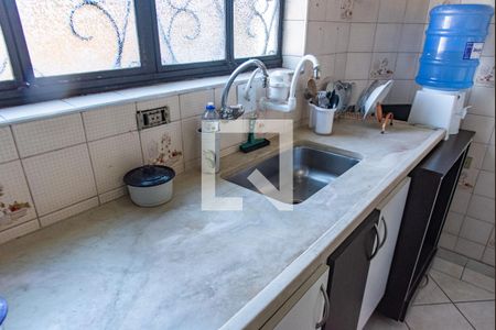 Casa para alugar com 330m², 4 quartos e 3 vagasCozinha