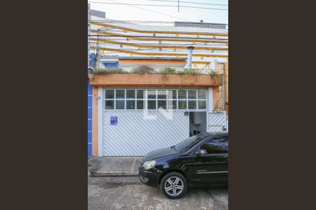 Casa para alugar com 150m², 8 quartos e sem vaga Casa para alugar com 150m², 8 quartos e sem vagaFachada