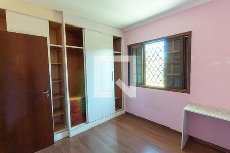 Quarto 1 de casa à venda com 5 quartos, 295m² em Vila Granada, São Paulo
