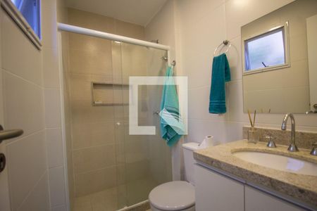 Apartamento para alugar com 80m², 2 quartos e 1 vaga Apartamento para alugar com 80m², 2 quartos e 1 vagaBanheiro da Suíte