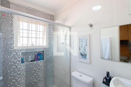 Casa à venda com 200m², 3 quartos e 4 vagas Casa à venda com 200m², 3 quartos e 4 vagasBanheiro do Quarto 2