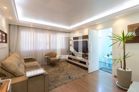 Sala de casa à venda com 3 quartos, 200m² em Vila Mazzei, São Paulo