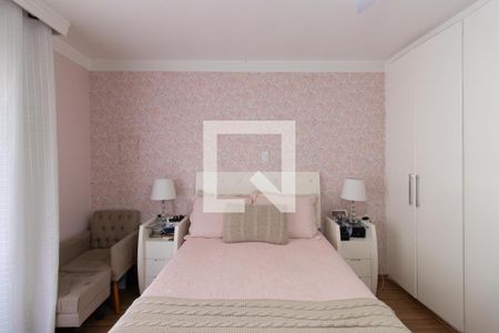 Casa à venda com 200m², 3 quartos e 4 vagas Casa à venda com 200m², 3 quartos e 4 vagasQuarto 1