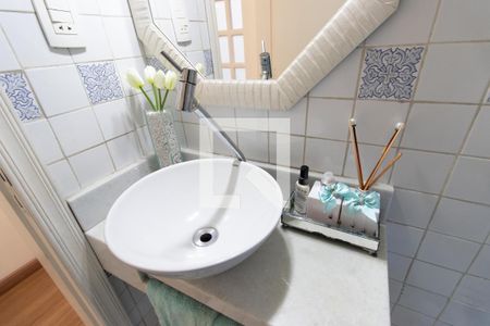 Lavabo de casa à venda com 3 quartos, 200m² em Vila Mazzei, São Paulo