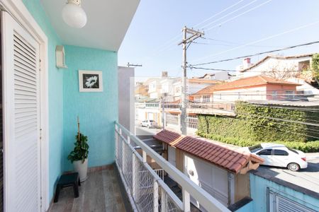 Casa à venda com 200m², 3 quartos e 4 vagas Casa à venda com 200m², 3 quartos e 4 vagasSacada