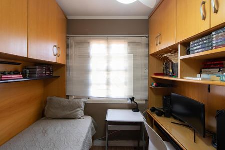 Casa à venda com 200m², 3 quartos e 4 vagas Casa à venda com 200m², 3 quartos e 4 vagasQuarto 2