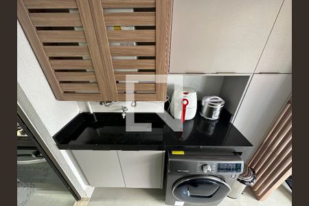 Apartamento à venda com 68m², 2 quartos e 1 vagaÁrea de Serviço