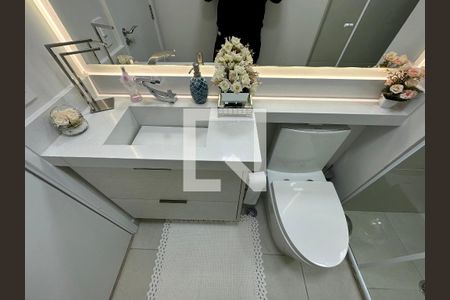 Apartamento à venda com 68m², 2 quartos e 1 vagaBanheiro Social
