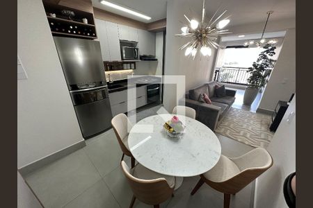 Sala/Cozinha de apartamento à venda com 2 quartos, 68m² em Barra Funda, São Paulo