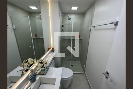 Apartamento à venda com 68m², 2 quartos e 1 vagaBanheiro Social