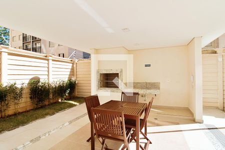 Apartamento para alugar com 40m², 2 quartos e sem vagaÁrea comum - Churrasqueira