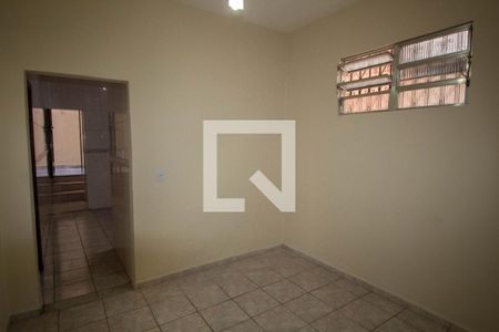 Sala 2 de casa à venda com 2 quartos, 92m² em Brás de Pina, Rio de Janeiro