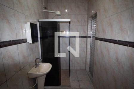 Casa à venda com 92m², 2 quartos e 1 vaga Casa à venda com 92m², 2 quartos e 1 vagaBanheiro da Suíte