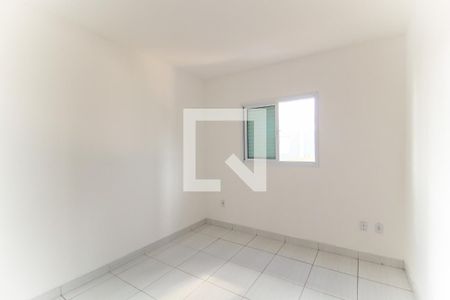 Quarto 1 de apartamento para alugar com 2 quartos, 49m² em Vila Miranda, Itaquaquecetuba
