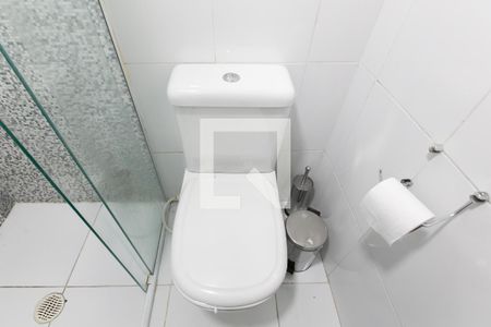 Apartamento à venda com 49m², 2 quartos e 1 vagaDetalhe banheiro