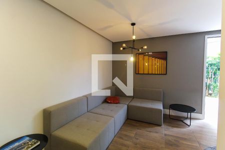 Apartamento para alugar com 38m², 2 quartos e sem vaga Apartamento para alugar com 38m², 2 quartos e sem vagaHall social