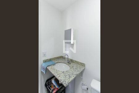 Apartamento para alugar com 38m², 2 quartos e sem vaga Apartamento para alugar com 38m², 2 quartos e sem vagaBanheiro