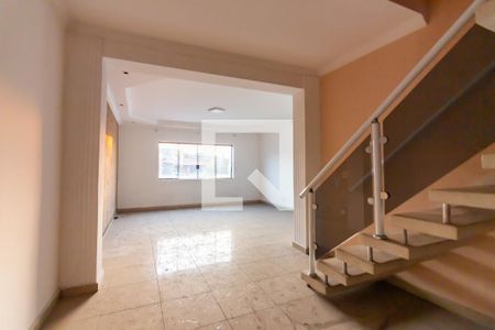 Sala de Estar de casa à venda com 3 quartos, 314m² em Km 18, Osasco