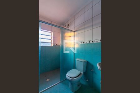 Casa à venda com 314m², 3 quartos e 2 vagas Casa à venda com 314m², 3 quartos e 2 vagasBanheiro