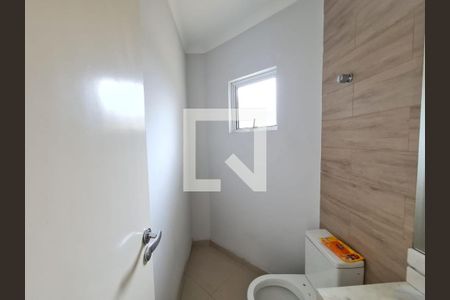 Casa à venda com 261m², 3 quartos e 4 vagasLavabo 1