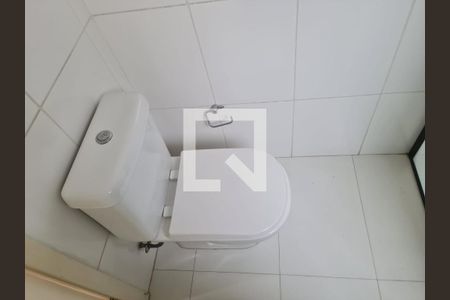 Casa à venda com 261m², 3 quartos e 4 vagasBanheiro da Suíte 1