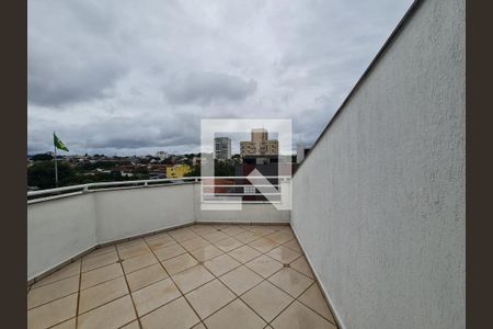 Casa à venda com 261m², 3 quartos e 4 vagasVaranda