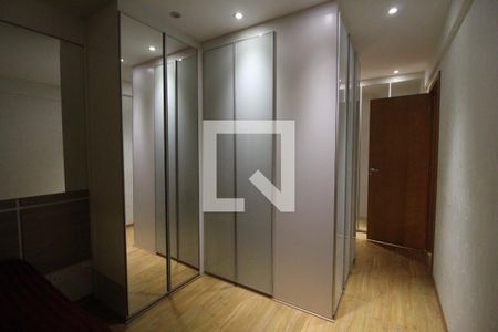 Apartamento à venda com 94m², 2 quartos e 2 vagasSuíte 