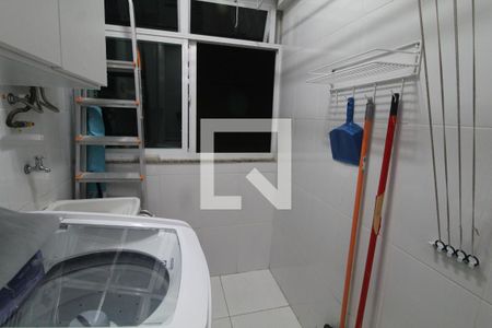 Apartamento à venda com 94m², 2 quartos e 2 vagasÁrea de Serviço