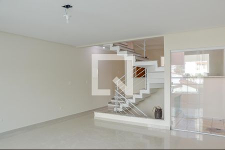 Sala de casa à venda com 3 quartos, 179m² em Nova Petrópolis, São Bernardo do Campo