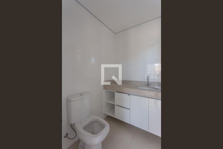 Banheiro de apartamento à venda com 1 quarto, 49m² em Lourdes, Belo Horizonte