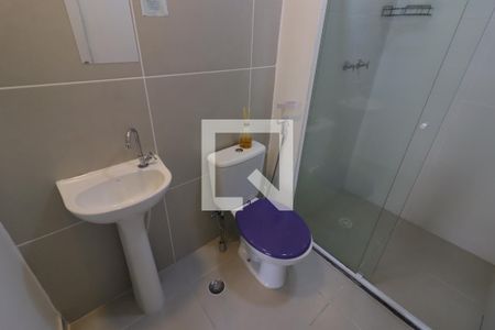 Banheiro de apartamento para alugar com 1 quarto, 40m² em Centro, Osasco