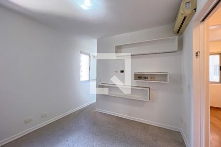 Quarto 1 de apartamento para alugar com 2 quartos, 72m² em Vila Olímpia, São Paulo
