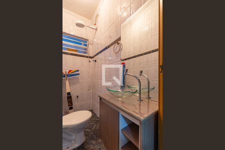 Casa à venda com 80m², 2 quartos e 4 vagasBanheiro da Suite