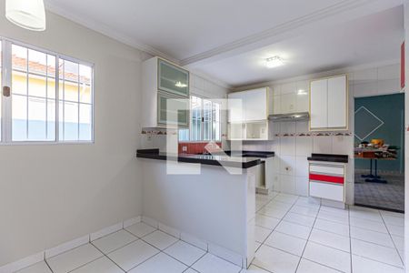 Casa à venda com 80m², 2 quartos e 4 vagasCozinha