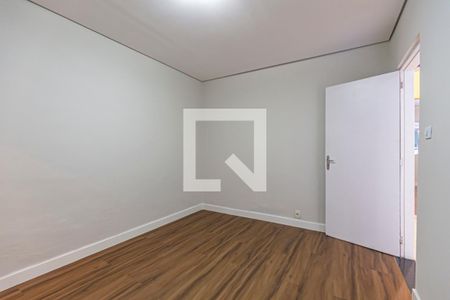 Casa à venda com 80m², 2 quartos e 4 vagasSuite