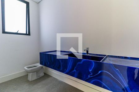 Casa de condomínio à venda com 943m², 4 quartos e 6 vagas Casa de condomínio à venda com 943m², 4 quartos e 6 vagasLavabo