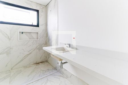 Casa de condomínio à venda com 943m², 4 quartos e 6 vagas Casa de condomínio à venda com 943m², 4 quartos e 6 vagasBanheiro Suíte 2