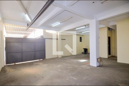 Casa à venda com 380m², 8 quartos e 6 vagasQuintal 