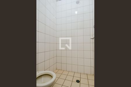 Casa à venda com 380m², 8 quartos e 6 vagasBanheiro do Salão 