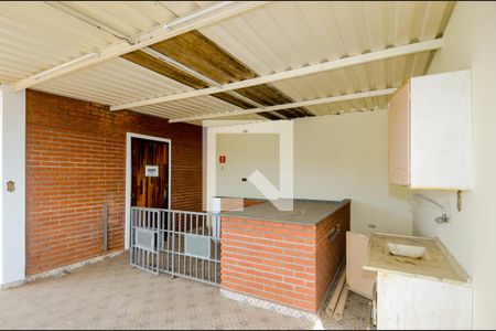 Casa à venda com 380m², 8 quartos e 6 vagasTerraço