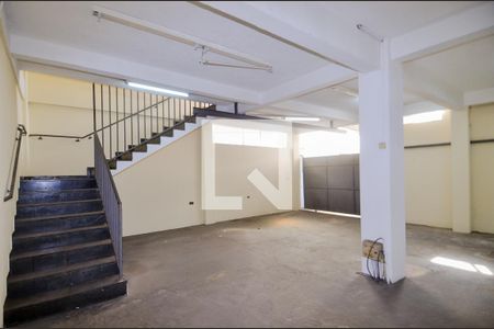 Casa à venda com 380m², 8 quartos e 6 vagasQuintal 